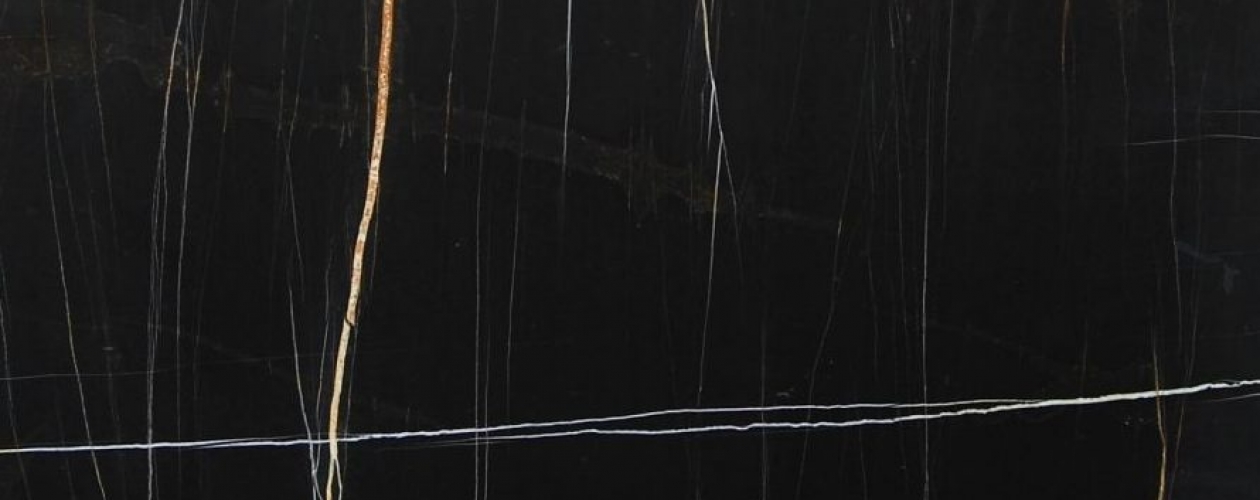 Nuova produzione marmo  “Sahara Noir”